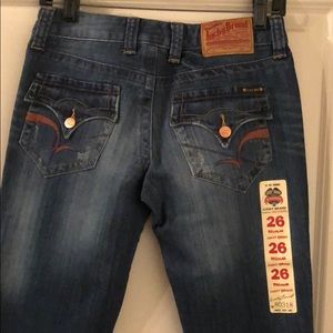 BRAND NEW - Women’s Lucky Brand jeans, size 26